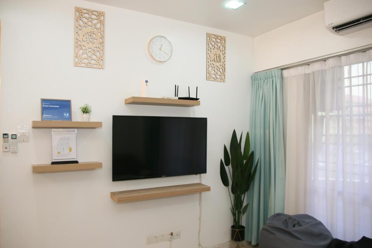 Puteh Homestay Σαχ Αλάμ Εξωτερικό φωτογραφία