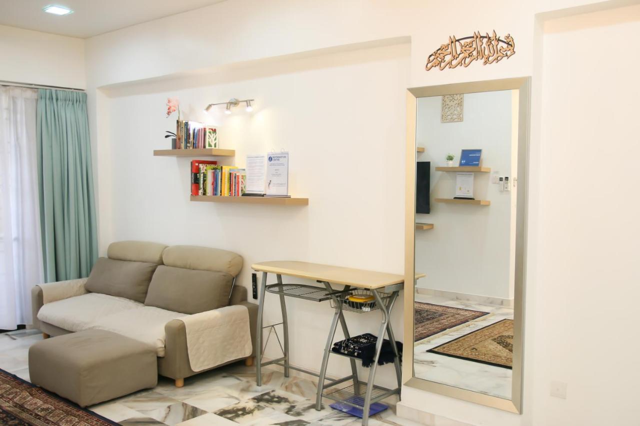 Puteh Homestay Σαχ Αλάμ Εξωτερικό φωτογραφία